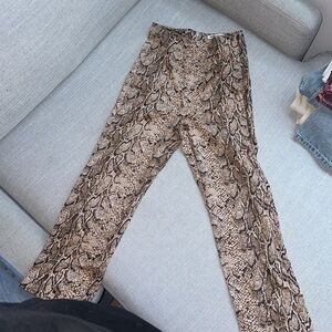 🐆🐆Reformation Harlan High Rise Brown Mamba Pant Size 2